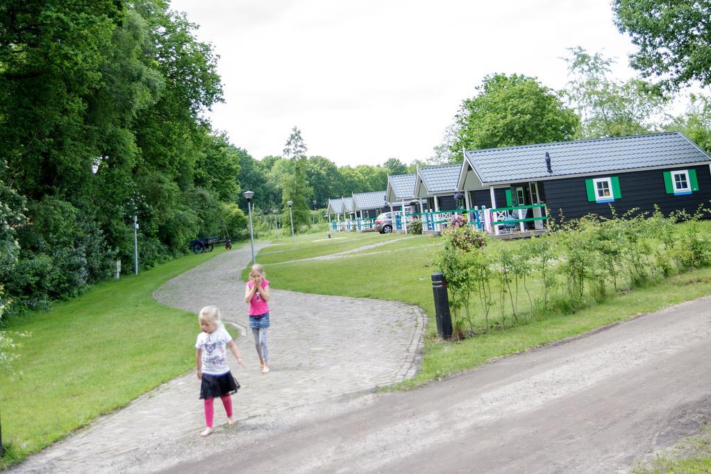 Familiecamping De Vossenburcht IJhorst Værelse billede